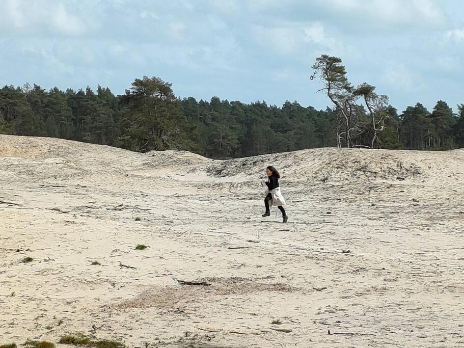 Kindvriendelijke Bungalow In Het Bos Bij Zwemmeer. Vilsteren Екстер'єр фото